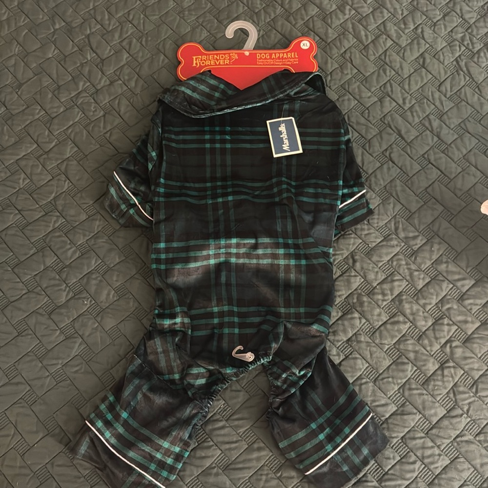 Dog pajamas XL NWT